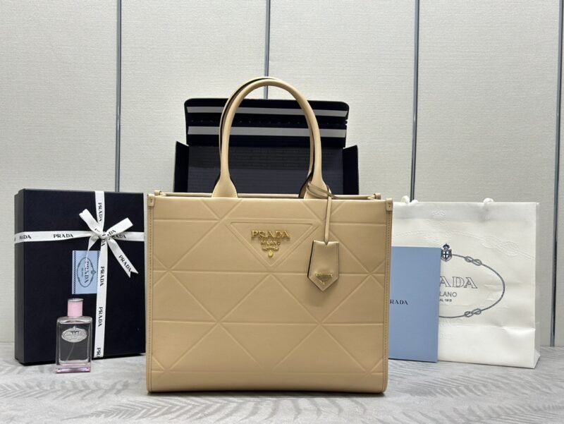 i1711468299_2945_0 Replica Prada Symbole Milk Tea