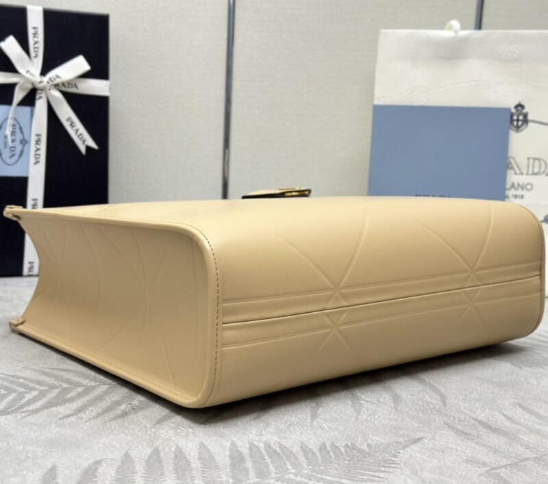 i1711468299_4930_4 Replica Prada Symbole Milk Tea - 图片 7