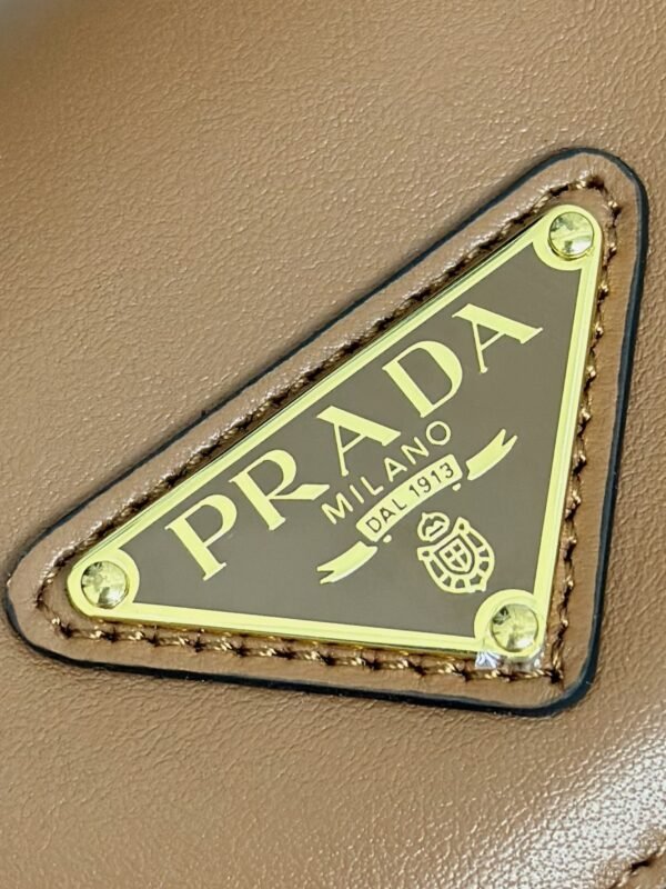 i1712245086_5262_7 Replica Prada Small Shoulder Bag Caramel - 图片 2