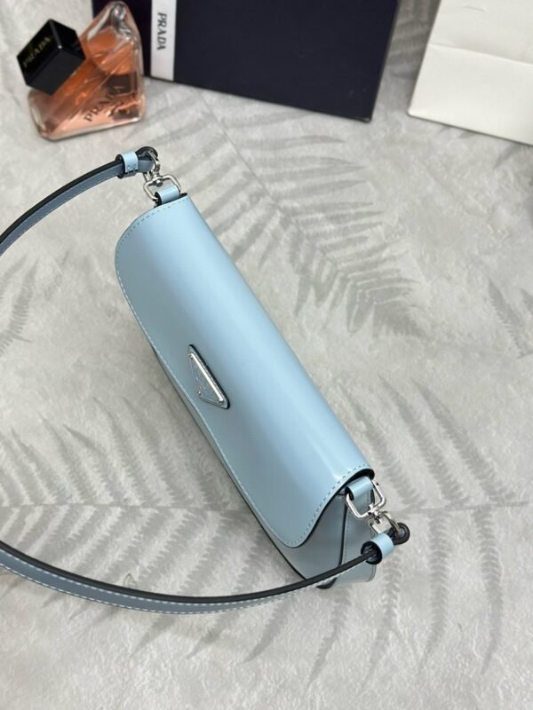 i1712847978_9284_8 Replica Prada Cleo Medium Blue Bag With Flap - 图片 8