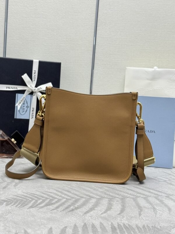 i1716563726_3087_2 Replica Prada Saffiano Small Tote Black Brown - 图片 4
