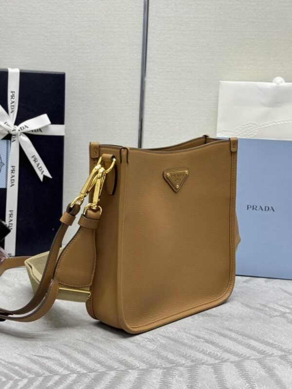 i1716563726_6336_3 Replica Prada Saffiano Small Tote Black Brown - 图片 7