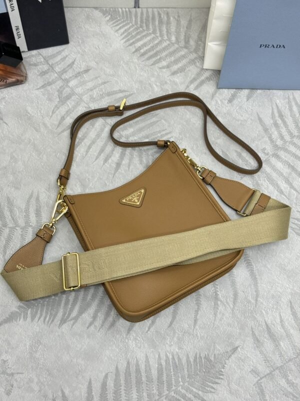 i1716563726_6849_5 Replica Prada Saffiano Small Tote Black Brown - 图片 8