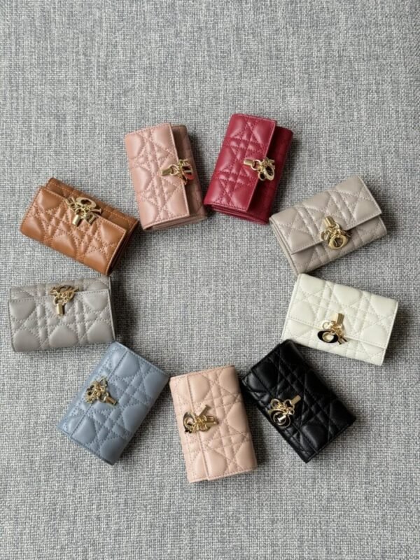 i1719140451_1259_0 Replica Dior Glycine Wallet