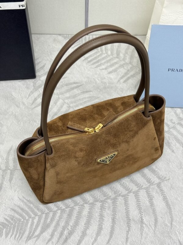 i1722273742_1449_4 Replica Prada Medium Suede Shoulder Bag - 图片 2