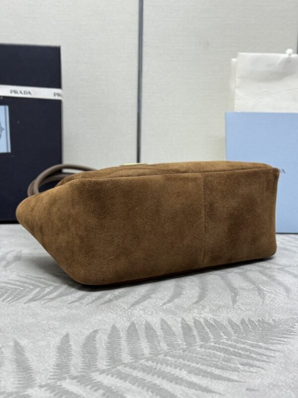 i1722273742_1899_3 Replica Prada Medium Suede Shoulder Bag - 图片 5