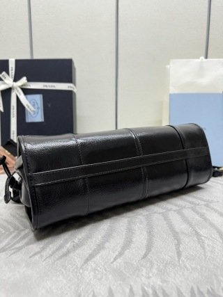 i1724264345_3217_3 Replica Prada Black Leather bag - 图片 3