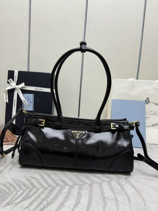 i1724264345_6840_0 Replica Prada Black Leather bag