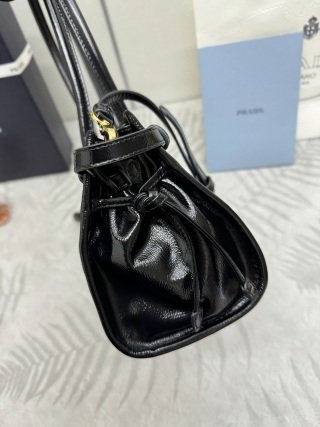 i1724264345_6996_4 Replica Prada Black Leather bag - 图片 6