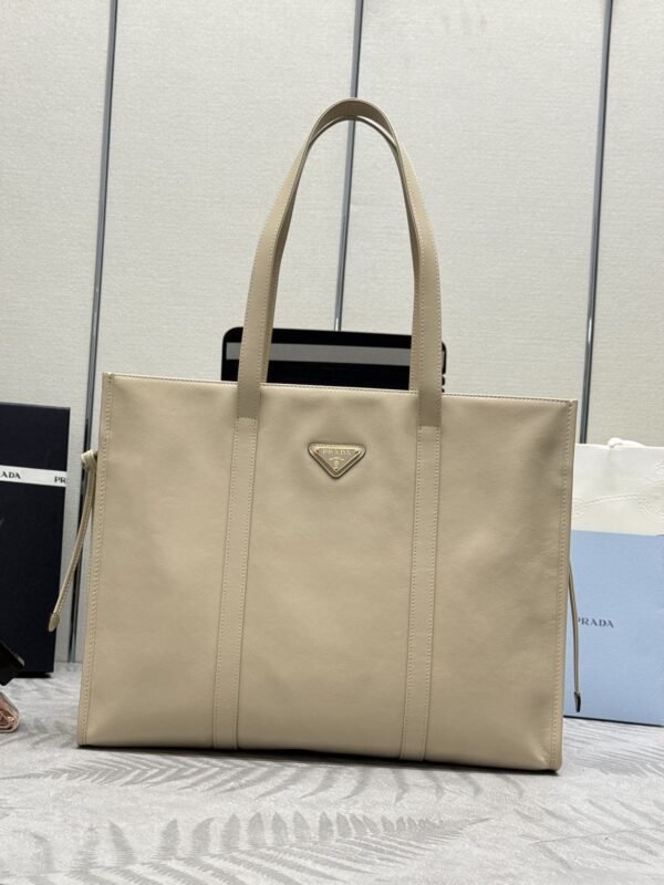 i1724265013_1626_0 Replica Prada Antique Nappa Tote