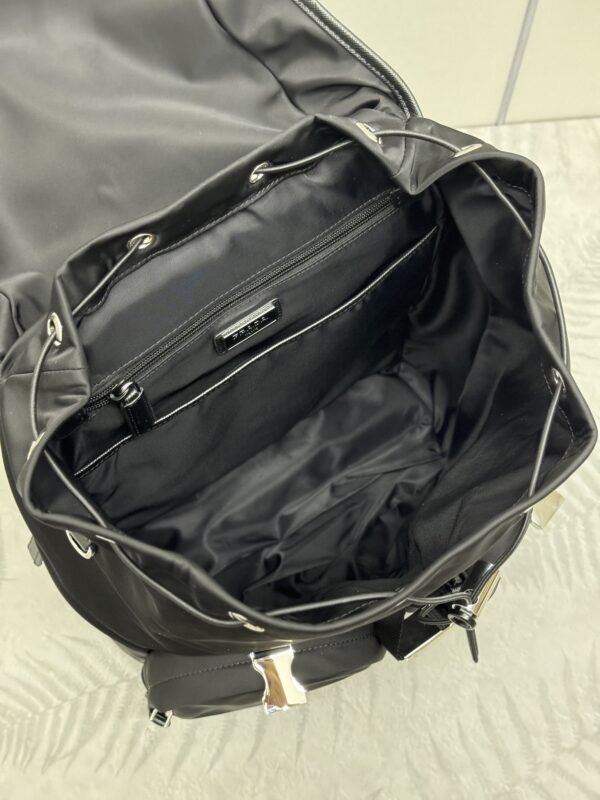 i1725131327_3203_7 Replica Prada Re-Neylon Backpack - 图片 4