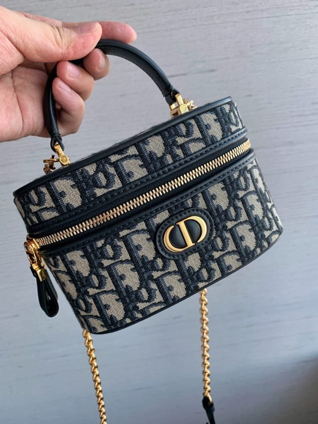img_0dfdb0f6_20241009_i1728461283_3903_2 Replica Dior 30 Montaigne Vanity - 图片 3