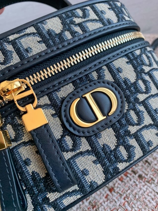 img_0dfdb0f6_20241009_i1728461284_7371_3 Replica Dior 30 Montaigne Vanity - 图片 6