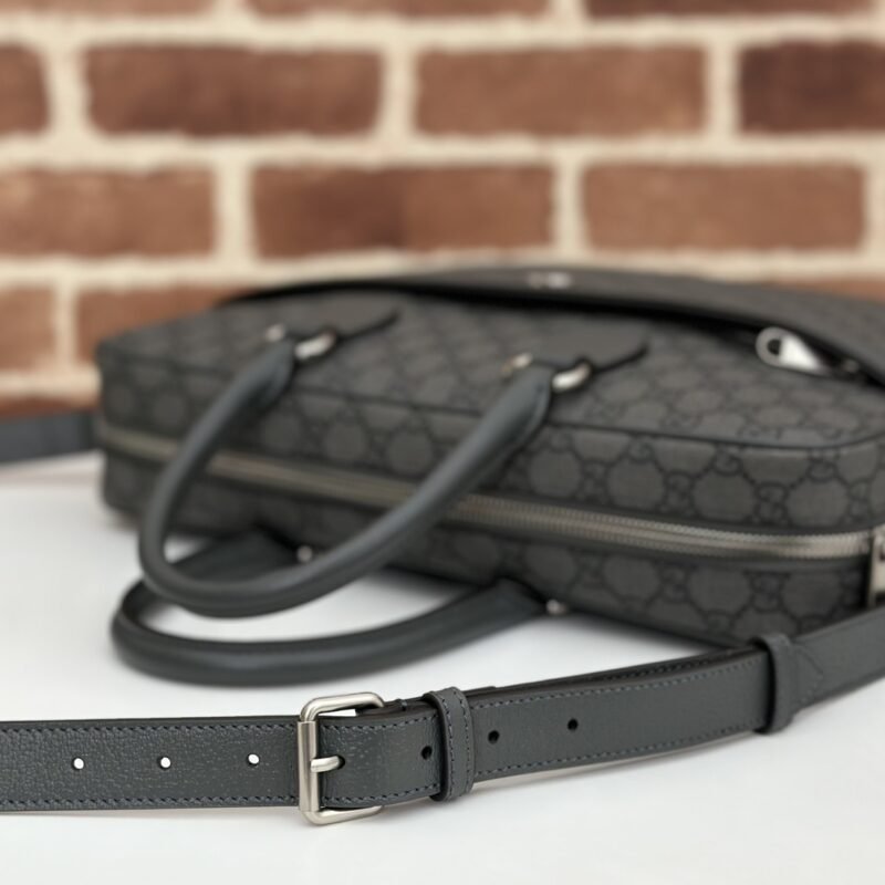 img_102e1c0f_20240516_i1715847232_410_3 Replica Gucci Crossbody Briefcase Grey - 图片 2