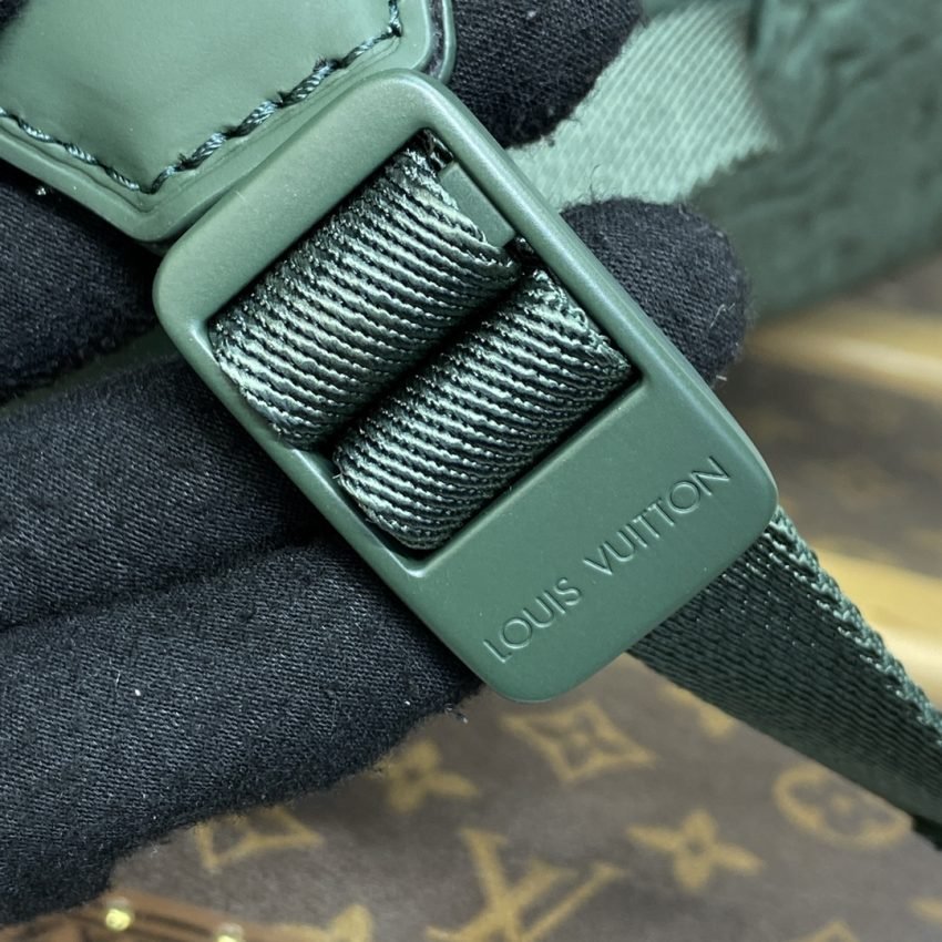img_1698de7a_20240415_i1713183367_5589_0 Replica Louis Vuitton Christopher Backpack Green - 图片 6