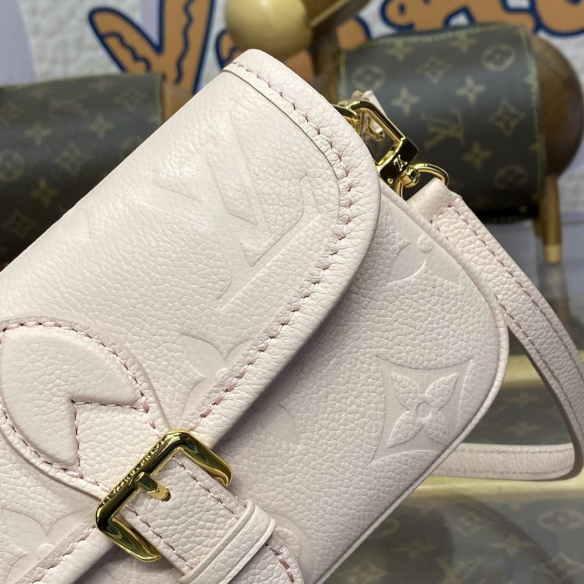 img_1698de7a_20240508_i1715170275_6783_0 Replica Louis Vuitton Nano Diane Pink - 图片 9