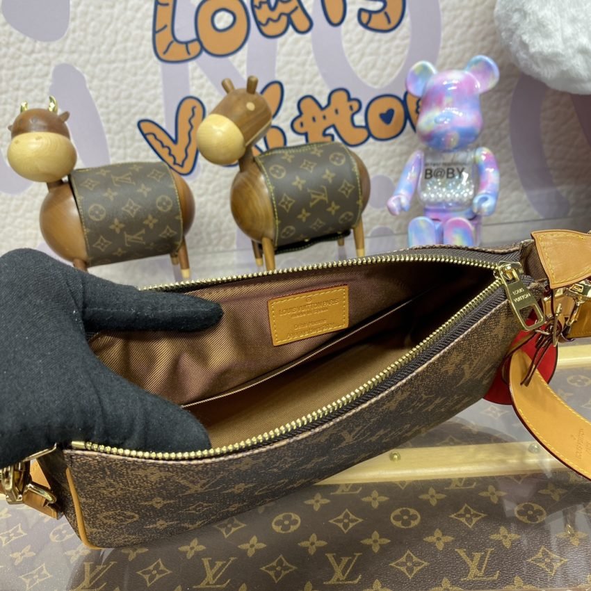 img_1698de7a_20240721_i1721561727_4207_0 Replica Louis Vuitton Pochette Accessoires Bag - 图片 4