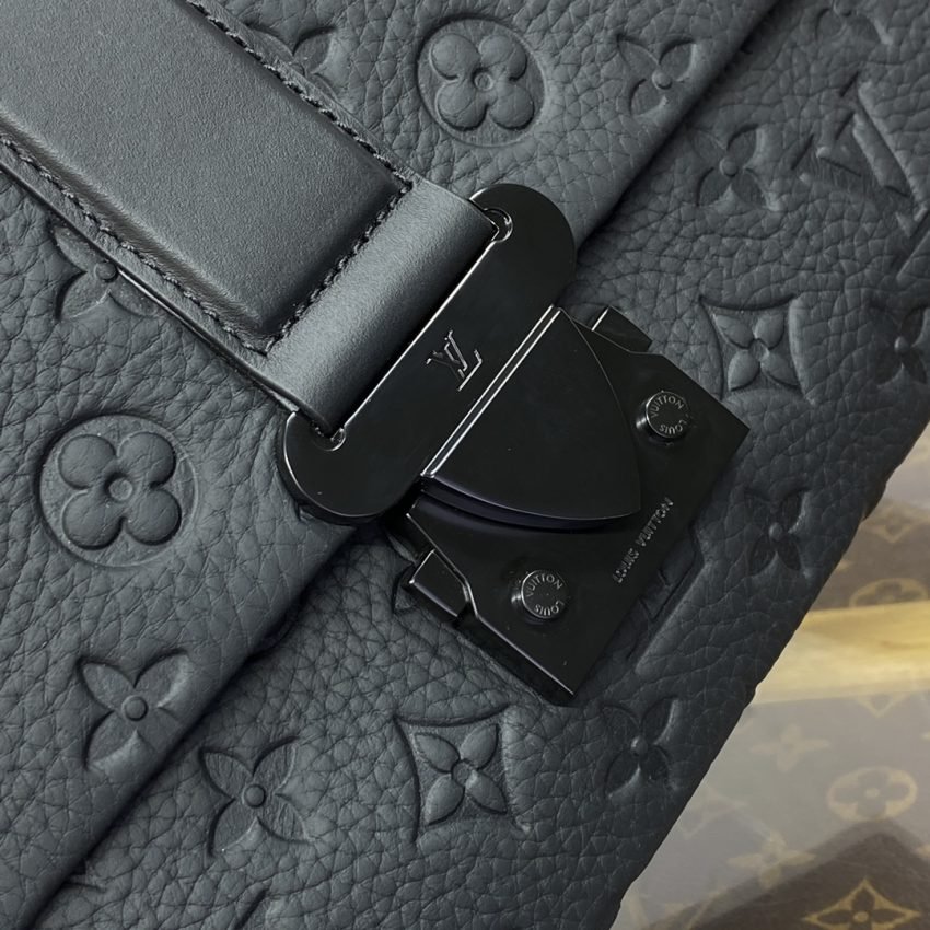 img_1698de7a_20240808_i1723115370_135_0 Replica Louis Vuitton S-Cape Messenger Full Black - 图片 3