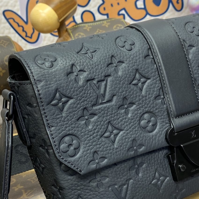 img_1698de7a_20240808_i1723115370_3478_0 Replica Louis Vuitton S-Cape Messenger Full Black - 图片 6