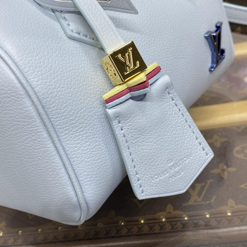 img_1698de7a_20240816_i1723816652_2929_0 Replica Louis Vuitton Speedy 18 Sky Blue - 图片 5