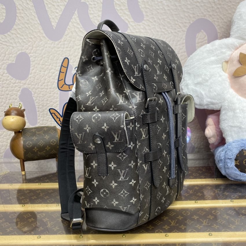 img_1698de7a_20240827_i1724756990_6369_0 Replica Louis Vuitton Christopher Backpack Grey - 图片 7
