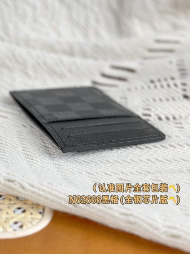 img_1e731787_20240809_i1723140141_6190_1 Replica Louis Vuitton Card Holder Black Grid - 图片 8