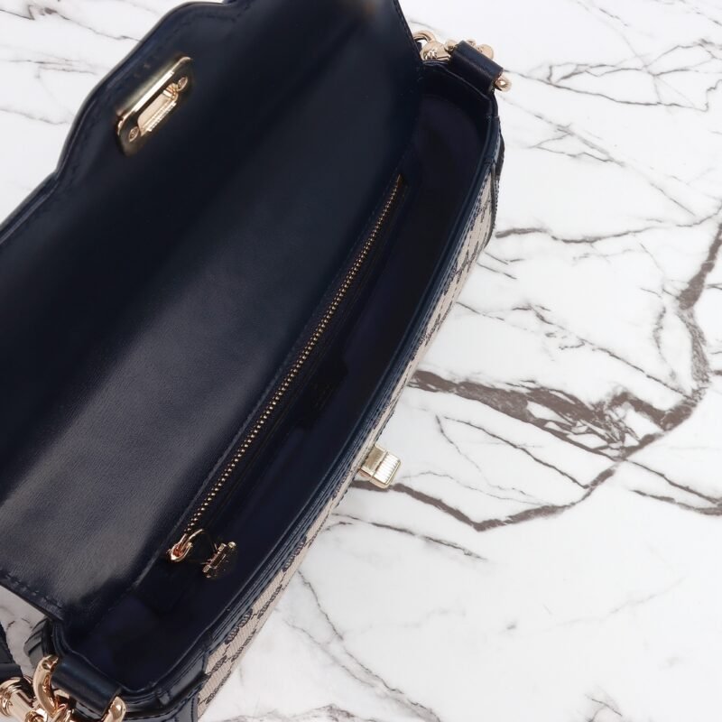 img_3d468541_20240428_i1714259201_7370_0 Replica Gucci Luce Shoulder Bag in Black - 图片 6