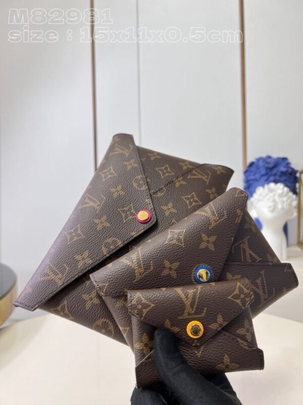 img_42f08f7f_20231221_i1703134951_5913_0 Replica Louis Vuitton Kirigami Pochette Pouch Brown