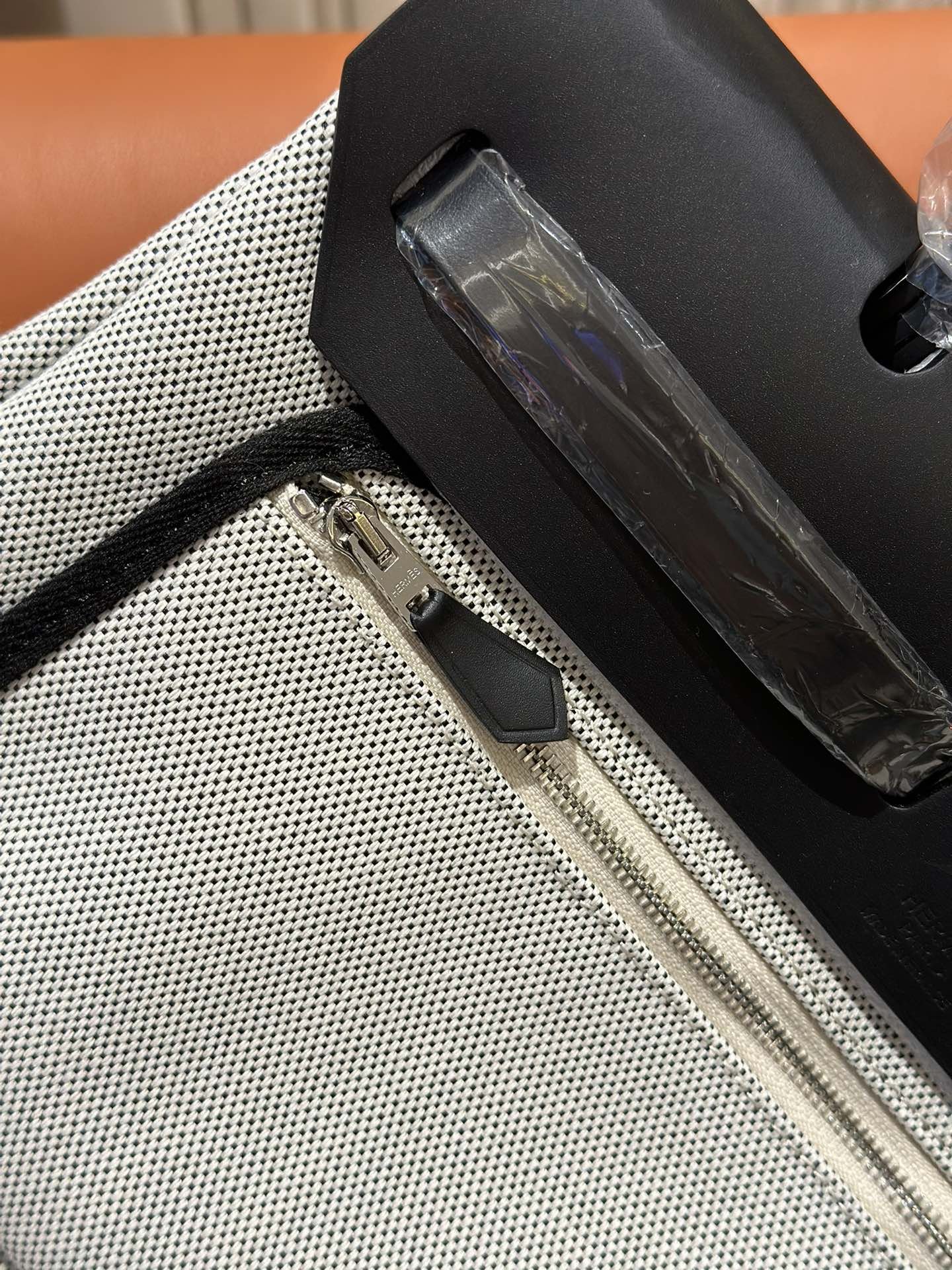 img_755f7c0e_20231116_i1700115631_4954_0 Replica Hermes Herbag 31cm Circuit Black - 图片 13