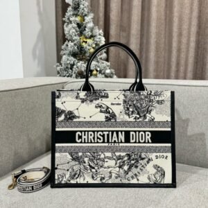 Elementor 页面 #30068 Replica Dior Tote Book Constilation