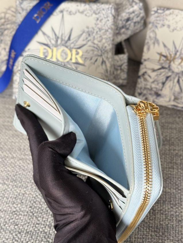 img_80e46a01_20231130_i1701338333_4290_8 Replica Dior Caro Patent Wallet - 图片 6