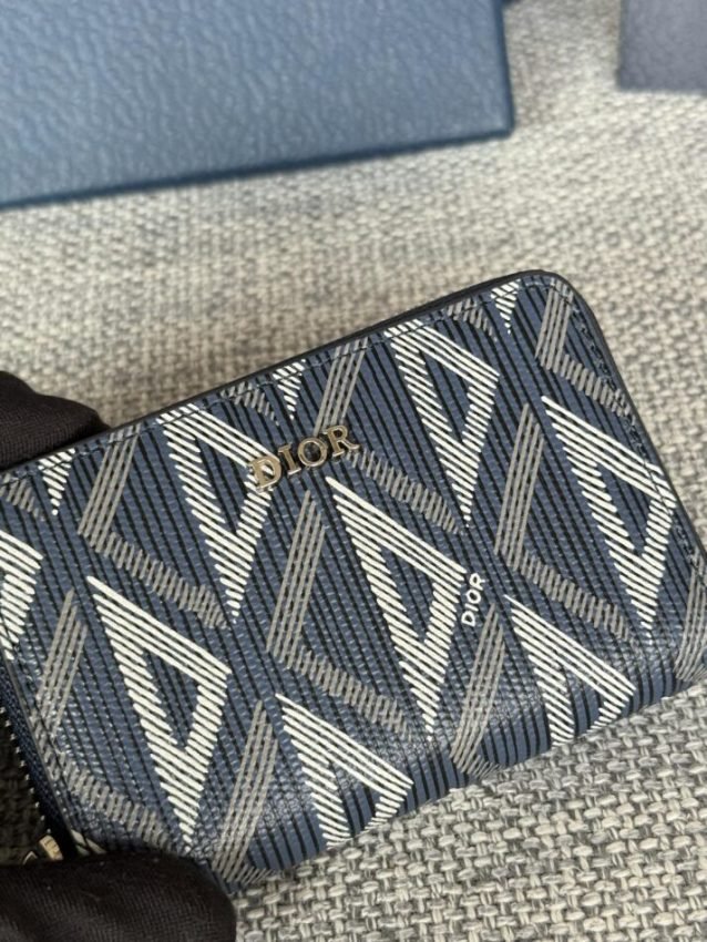img_80e46a01_20240516_i1715855870_627_3 Replica Dior Coin Purse - 图片 3