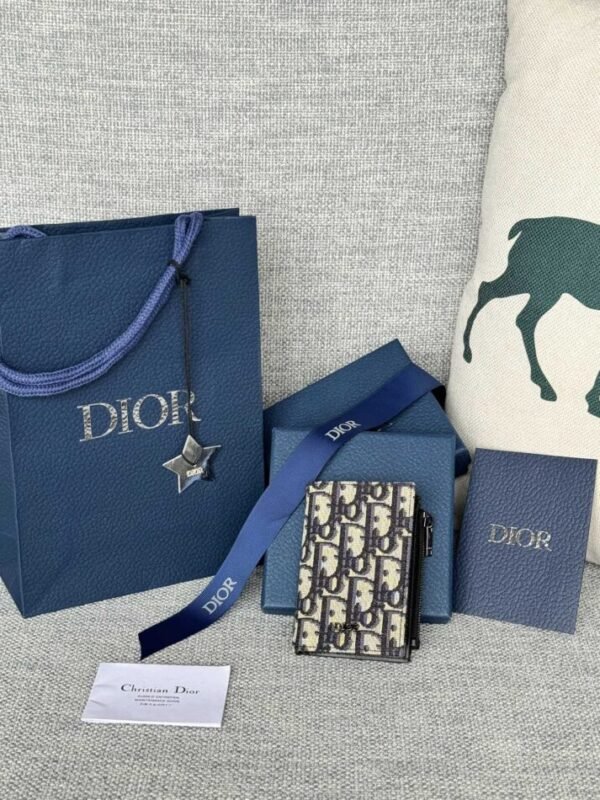 img_80e46a01_20240518_i1716019454_8331_0 Replica Dior Zipper Card Holder White