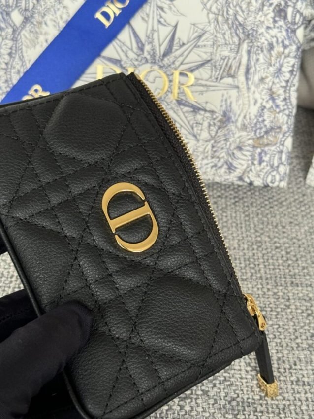 img_80e46a01_20240622_i1719061253_8239_6-1-1 Replica Dior Caro Myrte Zipped - 图片 7