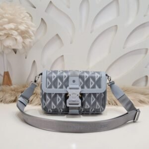 Replica Dior Hit the Road messenger bag grey