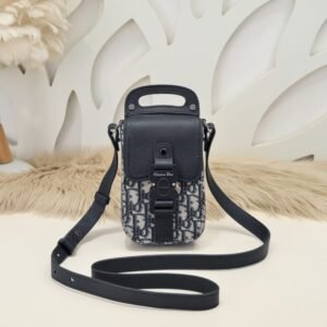 Elementor 页面 #30853 Replica Dior Mobile Phone Saddle Bag
