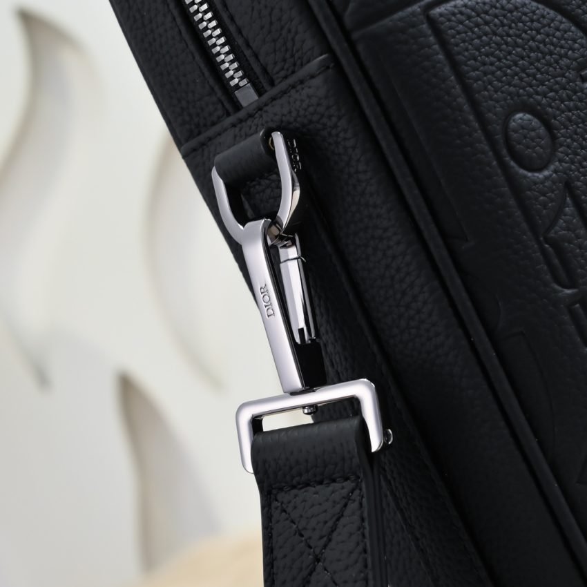 img_a189b943_20240822_i1724266436_4024_5 Replica Dior Gravity Briefcase Black - 图片 6