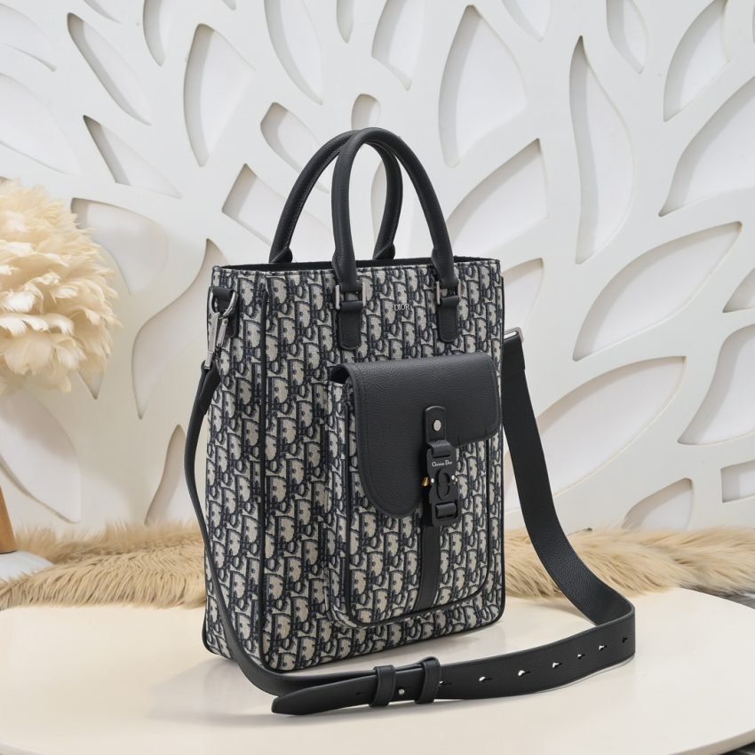 img_a189b943_20240913_i1726173091_5551_0 Replica Dior Saddle Shopping Tote Oblique - 图片 4