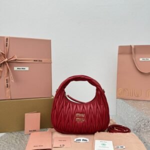 Replica Miu Miu Wander Red