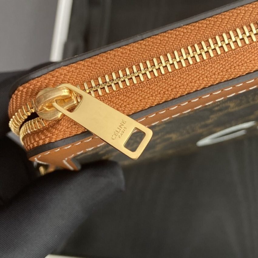 img_c4e87dad_20240920_i1726811017_3195_5 Replica Celine Triumphe Clutch Brown - 图片 3