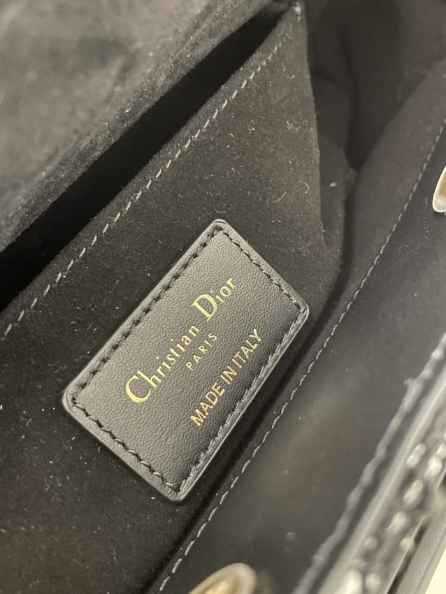 img_d39c4a05_20240327_i1711512772_1090_3 Replica Dior Lady D-Joy Large Bag Wool - 图片 3