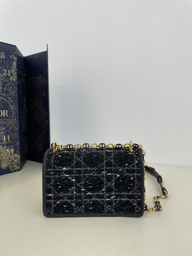 img_d39c4a05_20240511_i1715411037_3601_1 Replica Dior Miss Caro Black Wool - 图片 5
