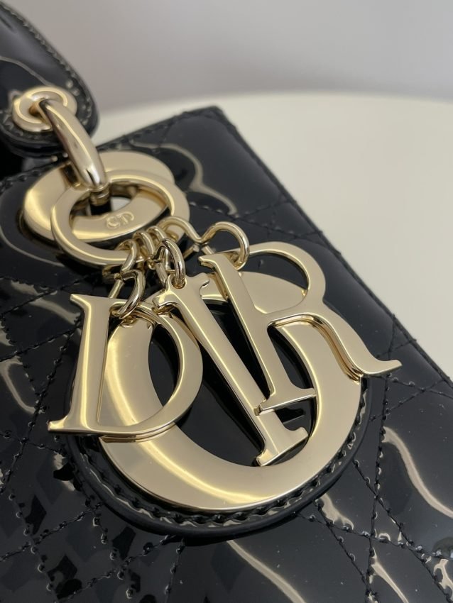 img_d39c4a05_20241027_i1730005526_9264_4 Replica Lady Dior Mini Black Patent - 图片 9