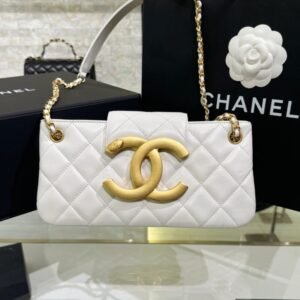 Replica CHANEL 24c Baguette Bag White