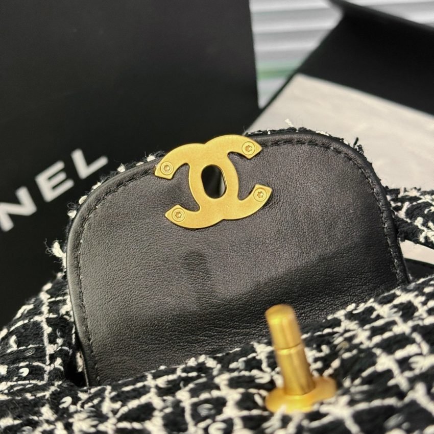wsxcWeb_6e471929_o_1hp3e073u1d8cknl6de1oek1jfbg.jpeg Replica CHANEL 23k Kelly Wool - 图片 6