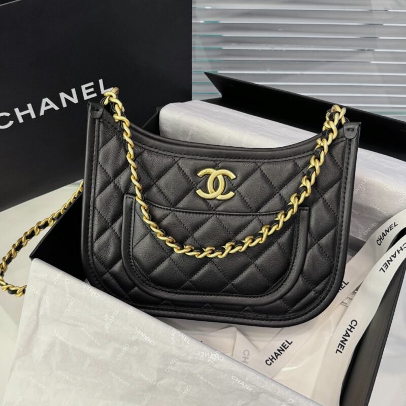 wsxcWeb_6e471929_o_1hp5jnafu1ps31q311c9uesi1er5f.jpeg Replica CHANEL 24s Hobo Black