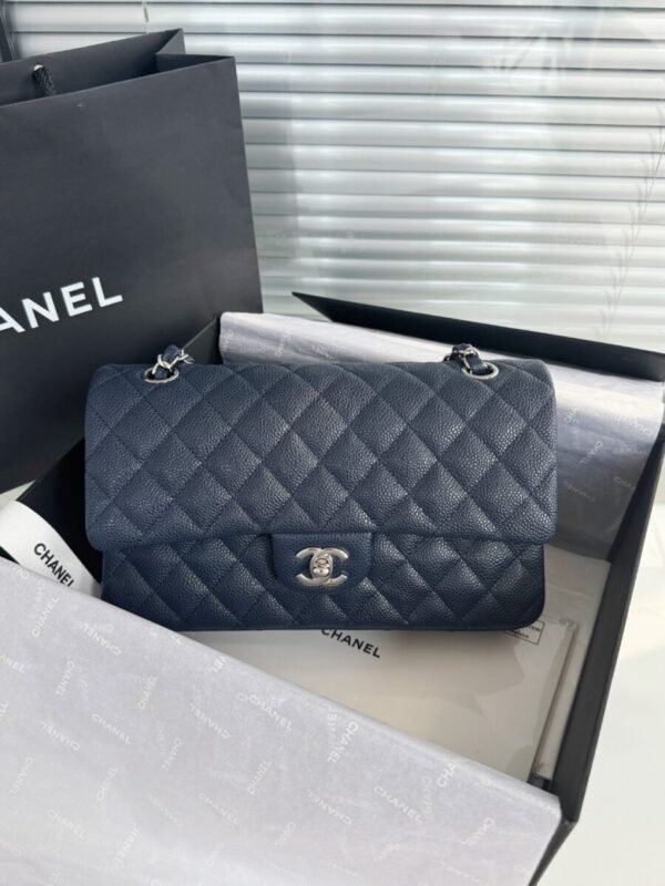 wsxcWeb_6e471929_o_1hqc02abq14tdpd216tmjbu1e33l.jpeg Replica CHANEL Classic Flap 25cm Dark Blue