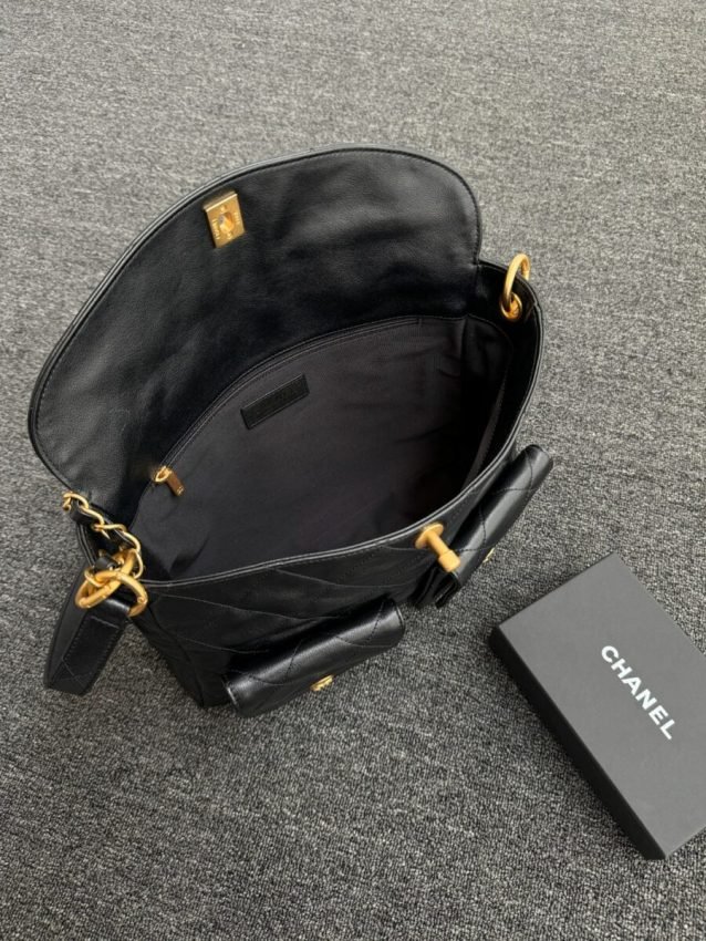 wsxcWeb_6e471929_o_1hrd992lo9r7g181v0217711pqs.jpeg Replica CHANEL 24p Postman Bag Small Black - 图片 11