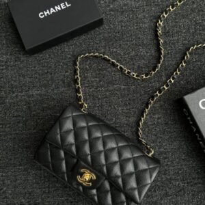 Replica CHANEL Classic Flap 20cm Black Caviar