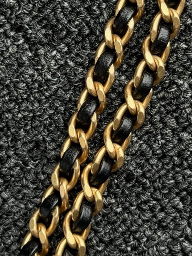 wsxcWeb_6e471929_o_1hundo6go1r5jpc71oa0afn12uh7.jpeg Replica CHANEL 24s Double Pearl Woc Black - 图片 10